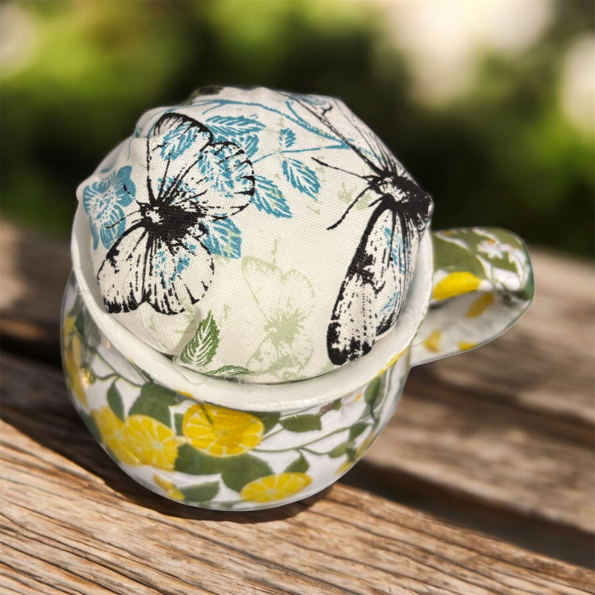 Lemon themed Pin jar